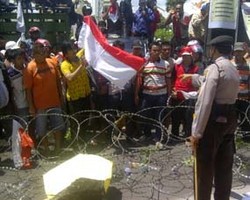 Pedagang Daging di Surabaya Demo Tuntut Sapi Impor Masuk Jawa Timur