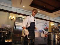 Demo Masak Salmon Norwegia, dari Chef Kelas Dunia Hingga Putra Mahkota!