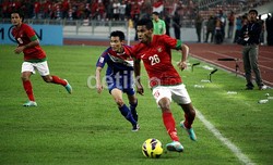 Vendry Ronaldo Mofu melancarkan serangan ke gawang Laos. Dalam pertandingan ini, Vendry Ronaldo Mofu membobol gawang Laos di menit ke-89.