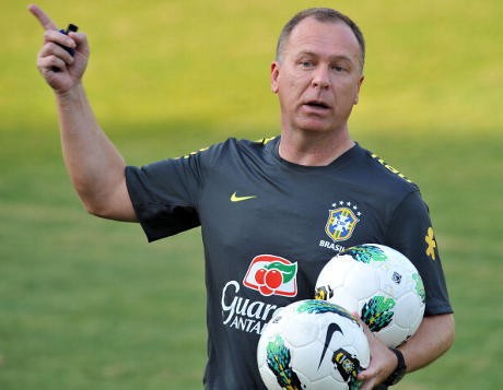 Brasil Tak Seharusnya Pecat Menezes