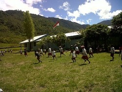 Menjaga Asa di Tengah Keterbatasan Sekolah di Pegunungan Wamena