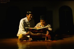 Ayahku Guru Agamaku