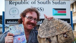 Pria Ini Keliling Dunia Lewat Jalur Darat!