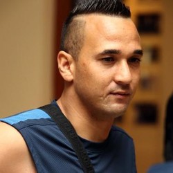 Ingin Segera Main, Van Beukering Terus Diterapi