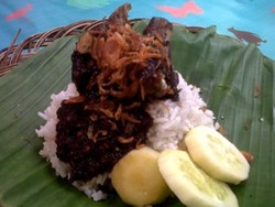 Nasi Bebek TKW Racikan Suroboyo, Gurihnya Bikin Nagih!