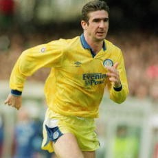 Cerita di Balik Penjualan Cantona ke MU 20 Tahun Silam