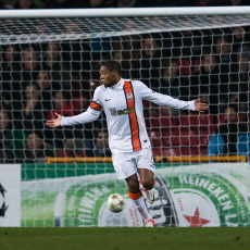 Curi Bola Fair Play, Striker Shakhtar Dihukum Satu Pertandingan