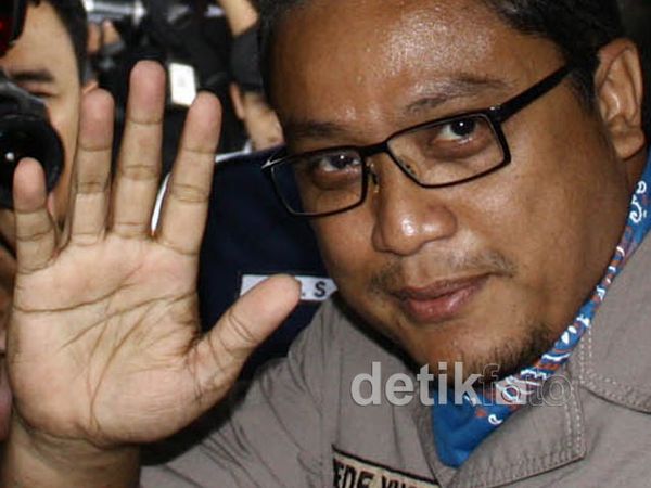 Dede Yusuf Laporkan Kekayaan ke KPK