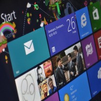 Sebulan, 40 Juta Lisensi Windows 8 Terjual