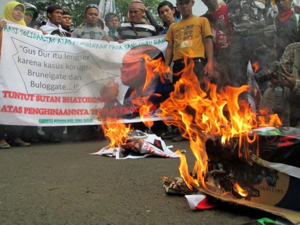 Poster Bhatoegana Dibakar di Bandung
