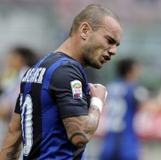 Anzhi Tak Minati Sneijder