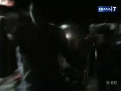 Tolak Dirazia, Wanita Pemilik Warung Telanjang