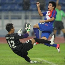 Endra Kembali, Nil Maizar Belum Putuskan Siapa Kiper Utama