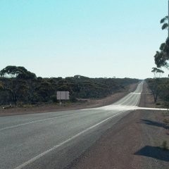 Di Mana Jalan Lurus Terpanjang di Dunia?