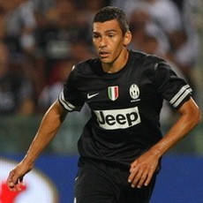 Lucio Pertimbangkan Hengkang dari Juve