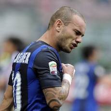 Inter Dianggap Lakukan Pemerasan pada Sneijder