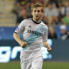 Benitez Akan Beri Marin Kesempatan Bermain