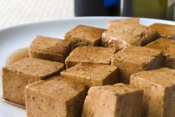 Makan Bayam dan Tahu Bersamaan Bisa Picu Kista, Benarkah?