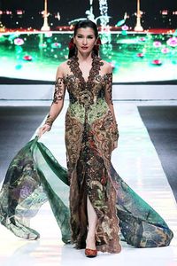 Anne Avantie