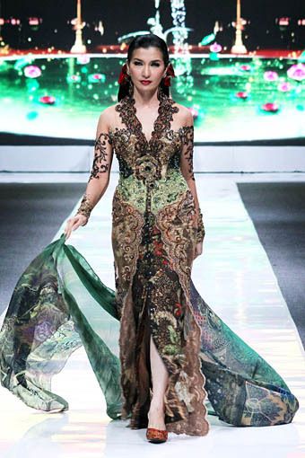 Anne Avantie