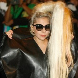 Lady Gaga Siapkan 50 Lagu untuk Album ARTPOP