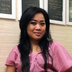 Kebanjiran Job, Esther Chan Diprotes Anak