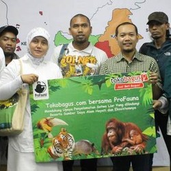 Ayo, Kita Perangi Jual-Beli Satwa Liar di Internet!