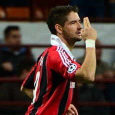 Pato Dipastikan Bertahan di Milan