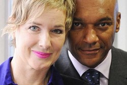 Duh! Virus Bikin Wajah Fiona Lumpuh