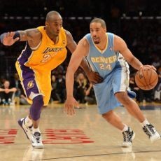 Lakers Tundukkan Nuggets