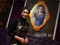 Rossa Resmikan 5 Outlet Diva Karaoke