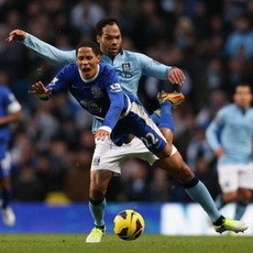 Ditahan Everton, City Naik ke Puncak Klasemen