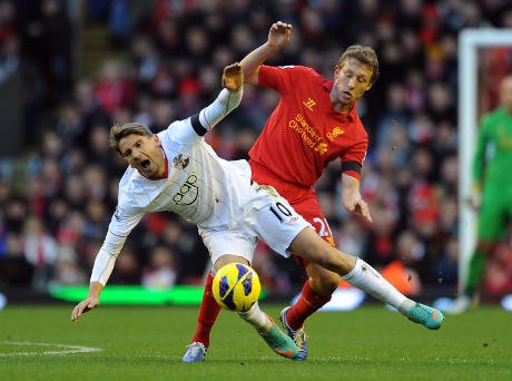 Lucas Leiva Bikin Liverpool Berbeda