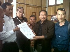 Kecam Nikah 4 Hari Bupati Garut, Tokoh Masyarakat Ramai-ramai ke DPRD