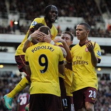 Gervinho Yakin Arsenal Bisa Bikin Kejutan di Liga Champions