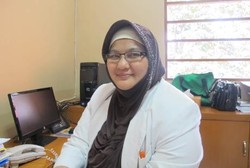 Dekat dengan Pasien TB di Afrika, Dr Erlina Burhan Mantap Jadi Dokter Paru