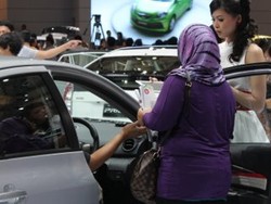 Penjualan Sedan Masih Oke