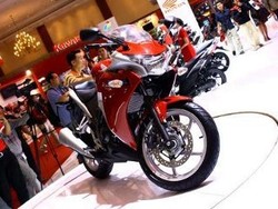 Harga Motor Honda Segera Naik