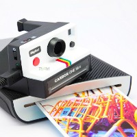Kamera Polaroid Lahir Kembali dalam Bentuk Digital