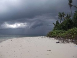 Wow! Ada Pulau Mirip Buaya di NTT