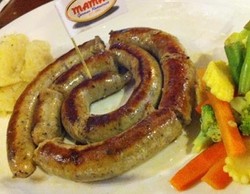 Hmm..Gurihnya Wurstchen Schnecke & Farmer Hahnchen dari Mama!