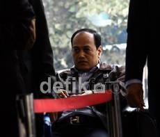 KPK Kaji Penerapan Pasal Pencucian Uang untuk Irjen Djoko