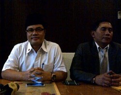 Dituntut Mundur, Bupati Aceng: No Comment