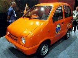 Masyarakat Kelas Menengah Hindari Pakai Mobnas