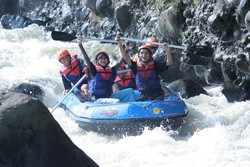 fiancee 2 (our very first date, thriller date)