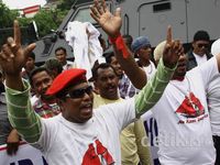 Pendukung John Kei Demo PN Jakpus
