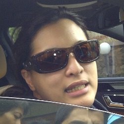 Didi Masih Proses Cerai, Jane Shalimar Tetap Ingin Nikah 12-12-2012