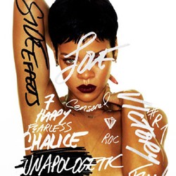 5 Foto Topless Rihanna di Instagram