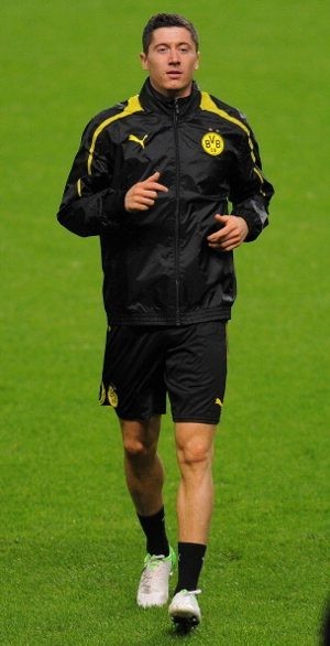 Klopp Tak Risaukan Rumor Lewandowski-MU