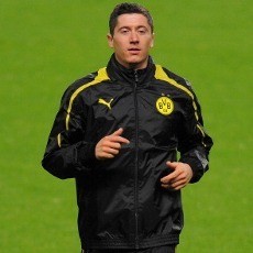 Klopp Tak Risaukan Rumor Lewandowski-MU